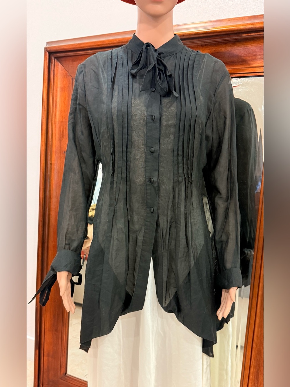 VTG Trelise Cooper Sheer Pintuck Tie Neck Asymmetrical Handkerchief Blouse 6 / 1